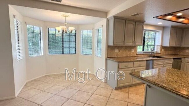 Building Photo - 1294 Baylor Pl