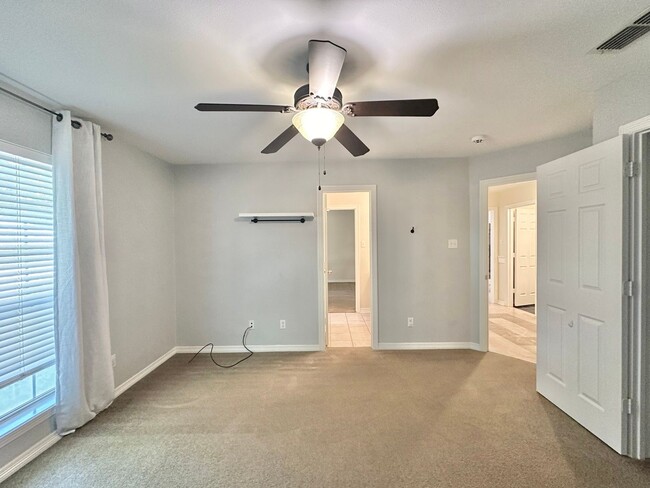 Building Photo - Stunning Home in the Heart of Tyler! 3bd 2...