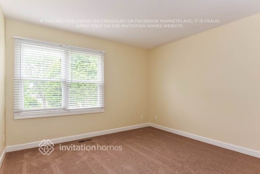 Building Photo - 1248 Rosewood Ln