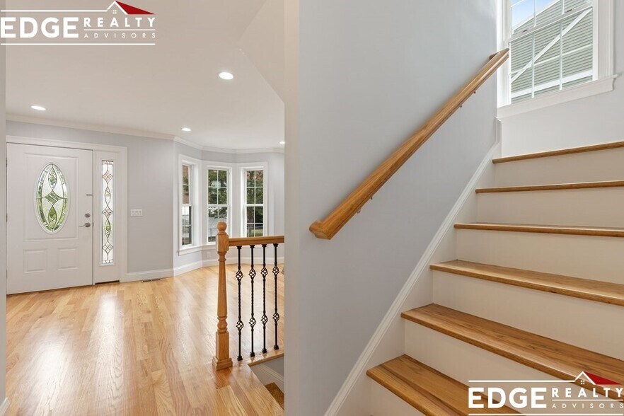 Building Photo - 58 Holton St