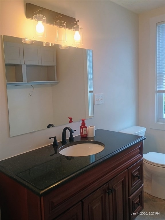 Building Photo - 348 Main St