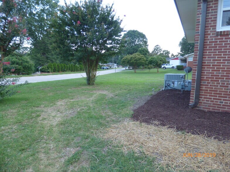 Left Side - 214 S Smithfield Rd