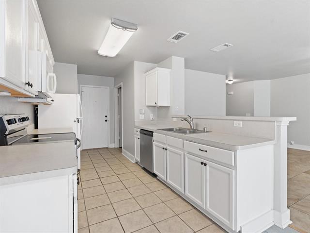 Building Photo - 1300 Mallard Dr
