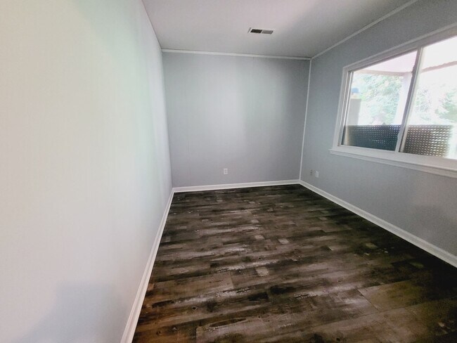 Building Photo - 3106 Point Clear Dr