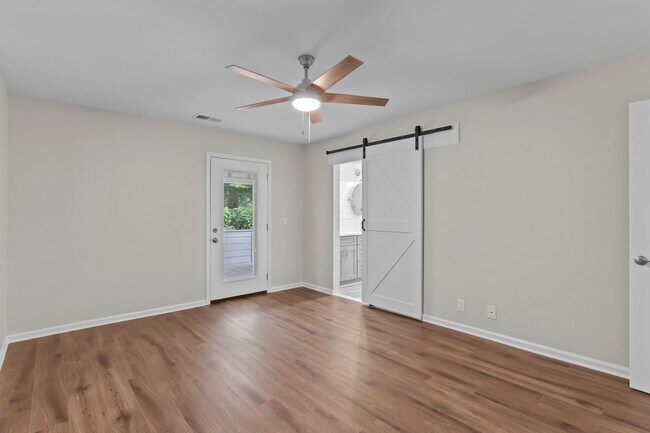Building Photo - 3303 Marsh View Dr