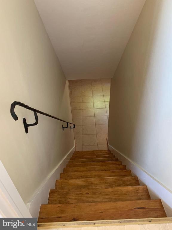 Building Photo - 6408 Winnepeg Rd