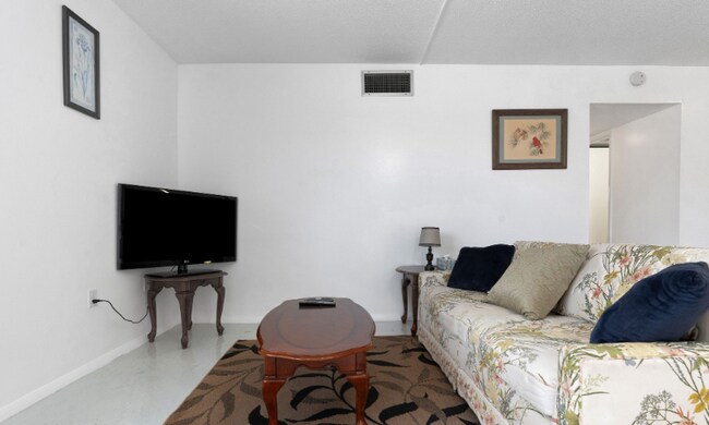 Building Photo - 612 Guild Dr