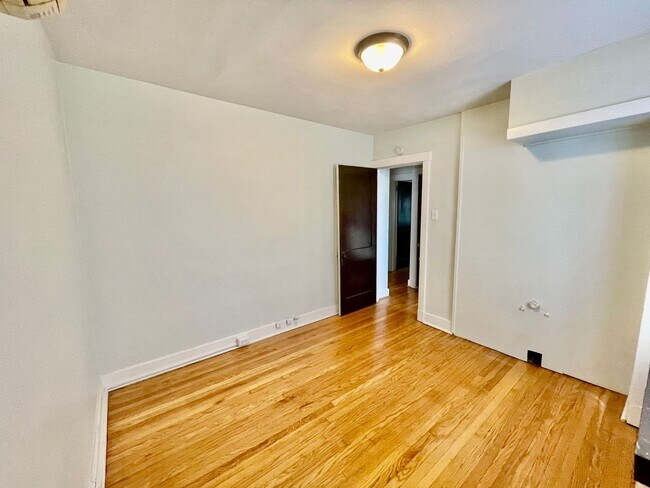Building Photo - Charming Pittsburgh Retreat: 3-Bed Home with Hardwood Floors, Basement, and Private Porches