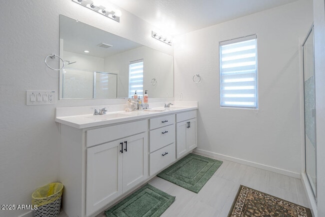 Building Photo - 2820 N 196th Dr