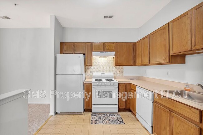 Building Photo - 524 Coppola Dr