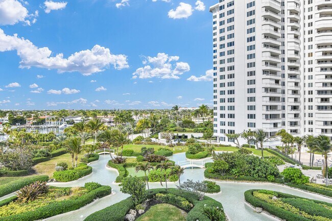 Building Photo - 550 S Ocean Blvd