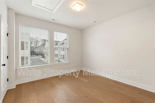 Building Photo - 5019 York Park Ln