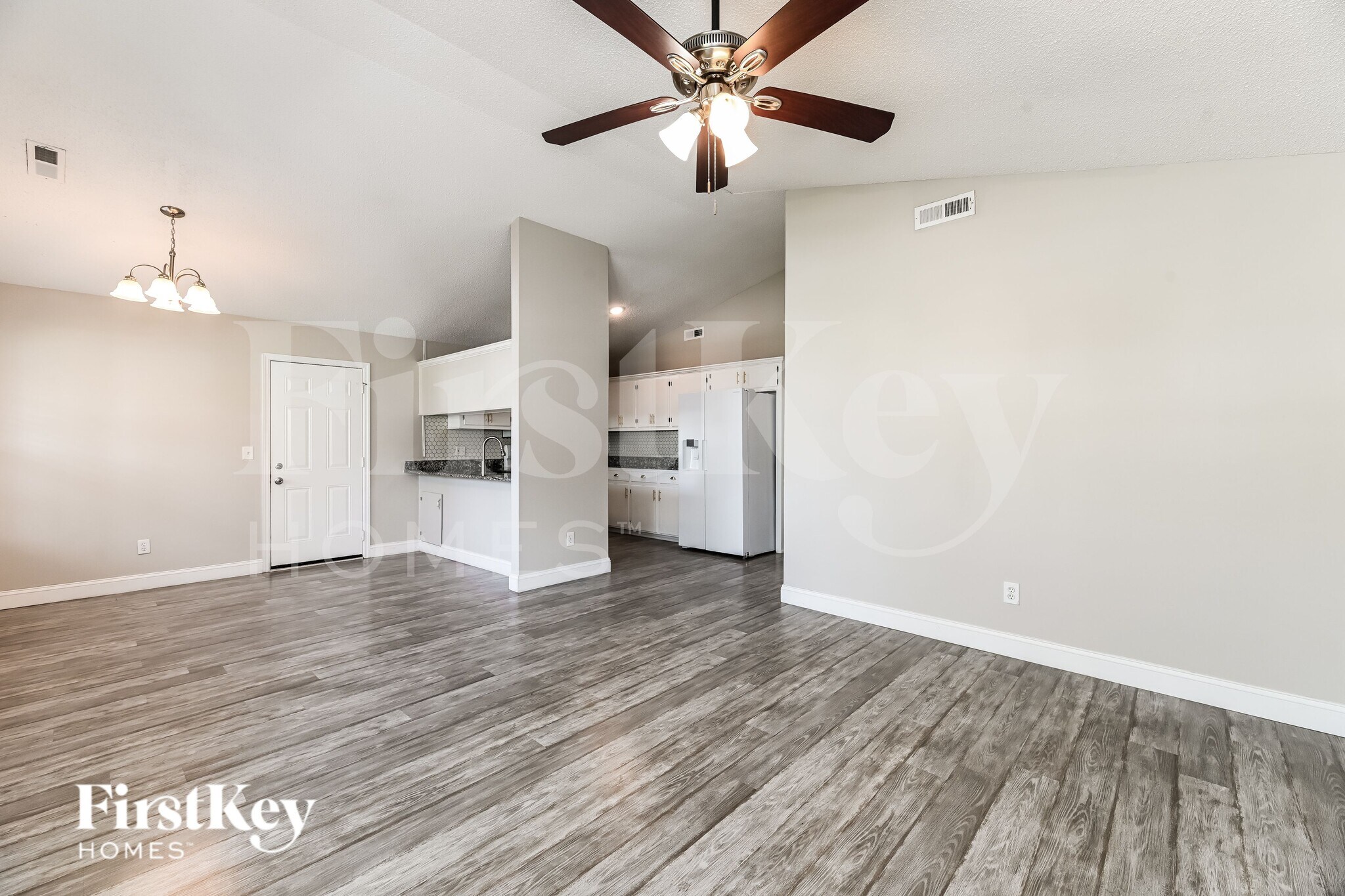 Building Photo - 118 Wilton St