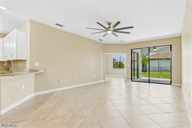Building Photo - 14050 Pine Lodge Ln