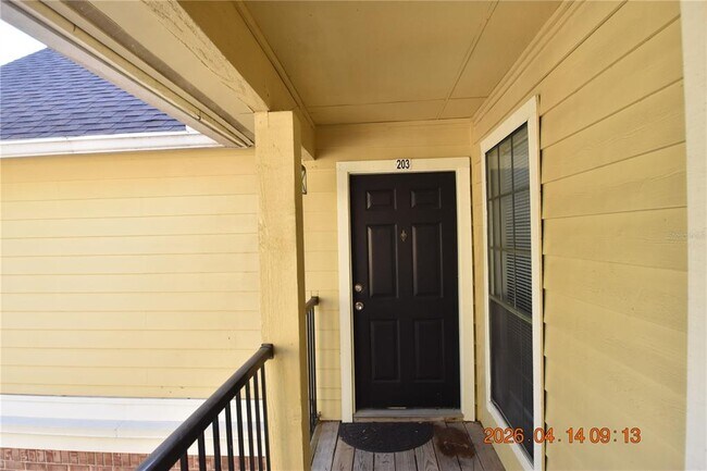 Building Photo - 8605 Mallard Reserve Dr