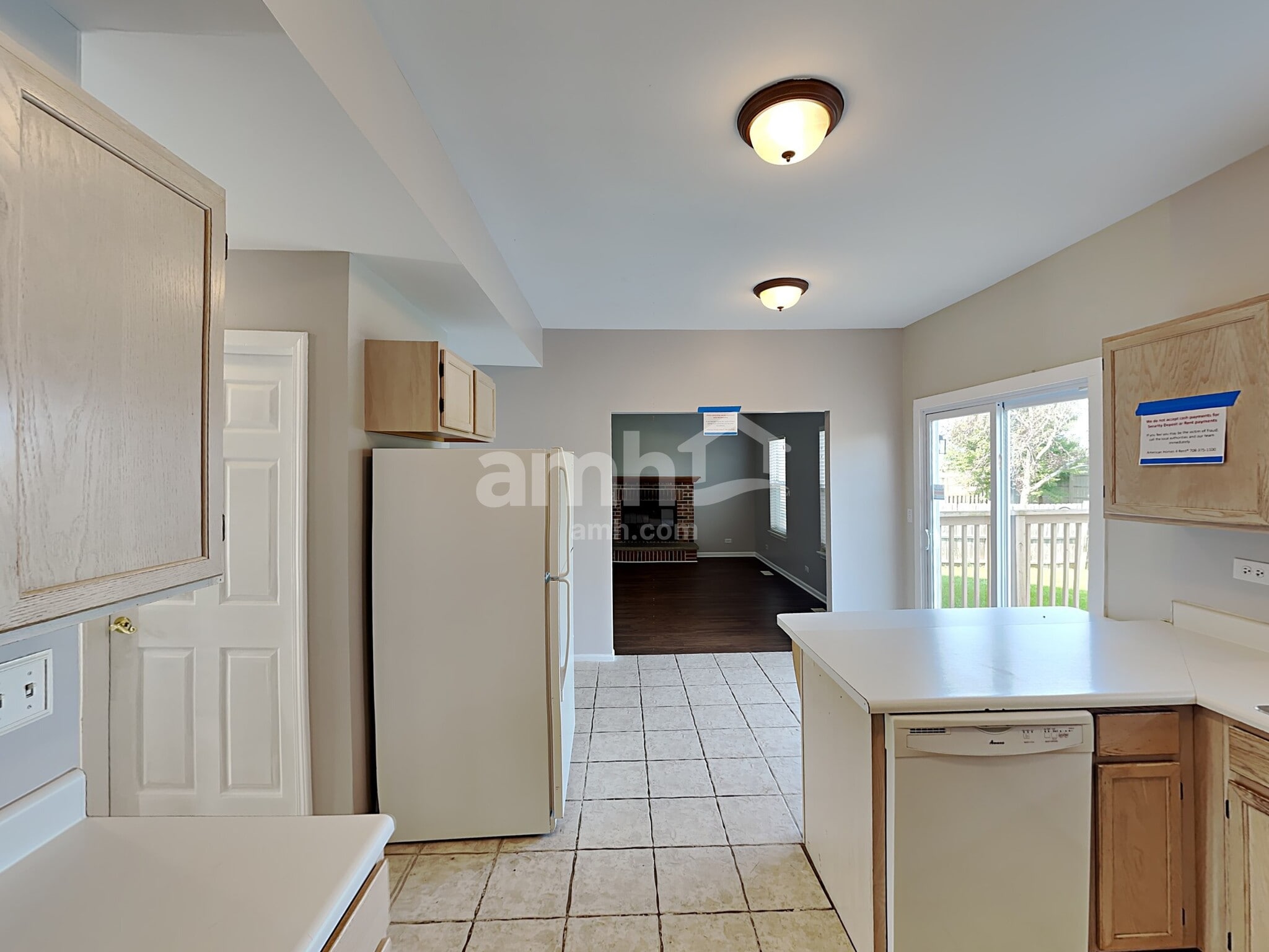 Building Photo - 809 Magnolia Dr