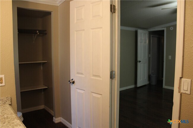Building Photo - 1297 Hidden Fawn