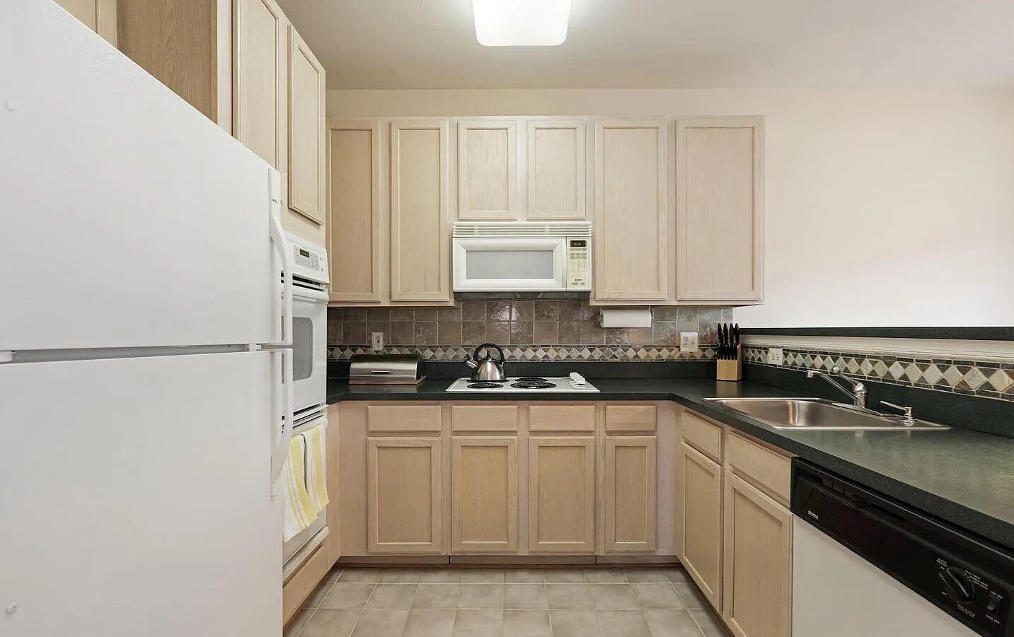 Building Photo - 1972 Scotts Crossing Way