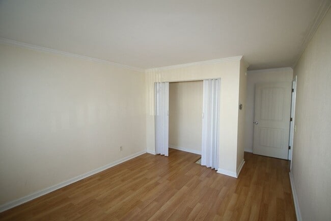 Building Photo - 1 Bed, 1 Bath Condo in West Anchorage!