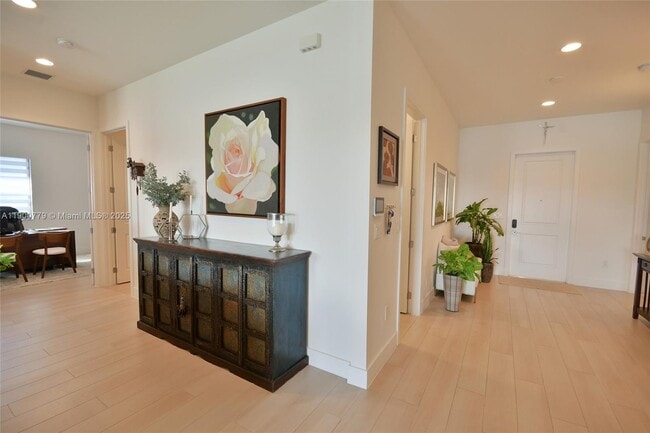 Building Photo - 4221 SW 178th Ave