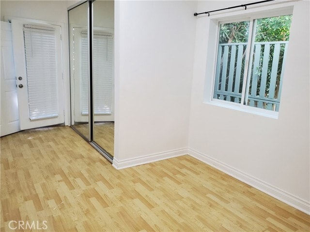 Building Photo - 1402 N San Remo Dr