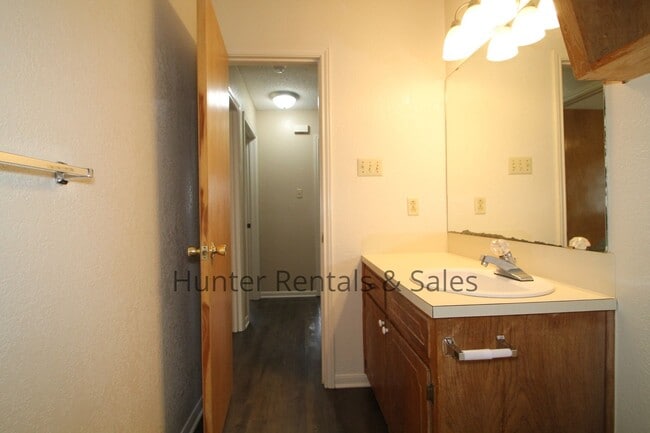 Building Photo - North Killeen!