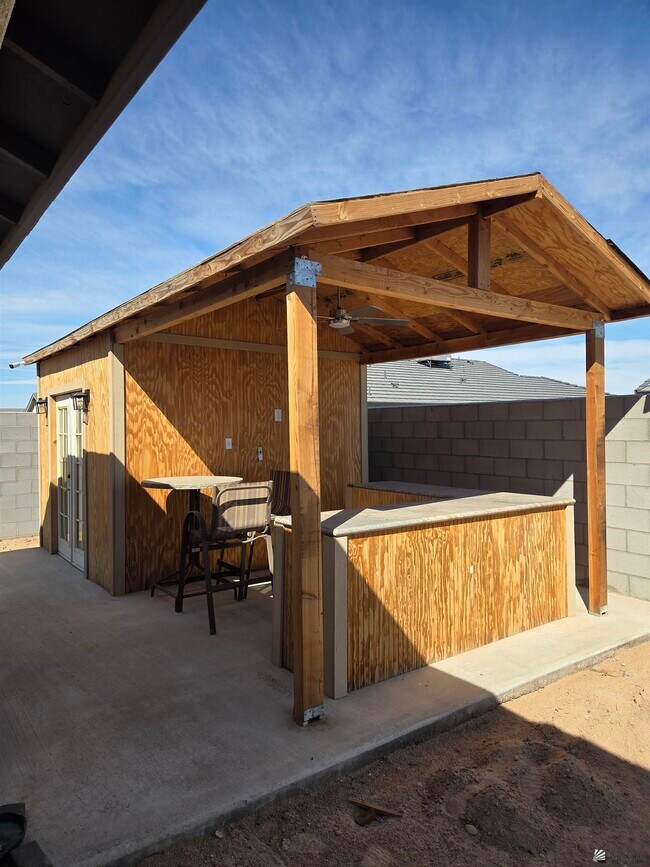 Building Photo - 3874 Santa Sophia St