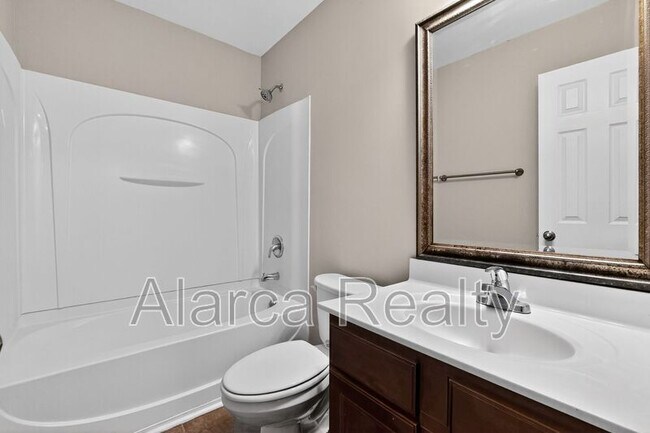 Building Photo - 1454 Bedlington Dr NW