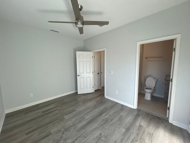 Building Photo - 2022 Trimble Rd