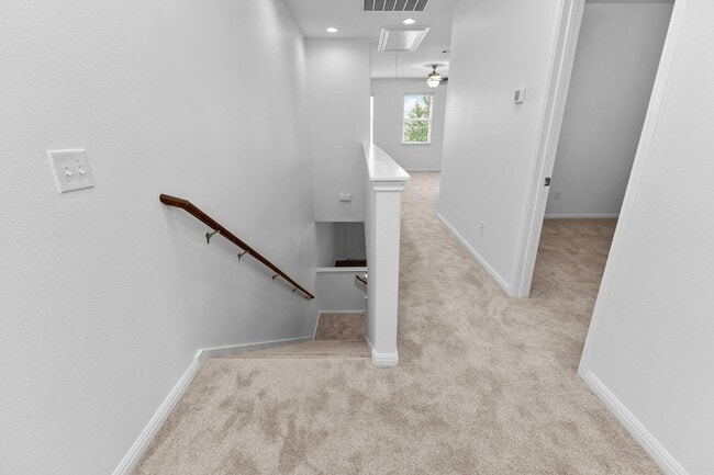 Building Photo - 213 Michaelis Dr