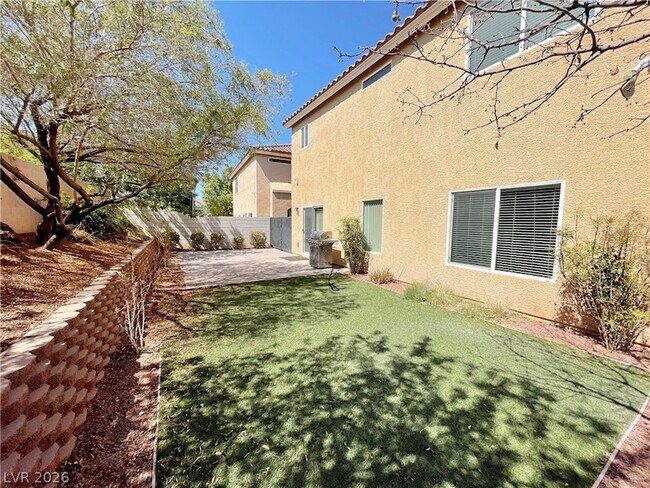 Building Photo - 10965 Pinion Woods Ct