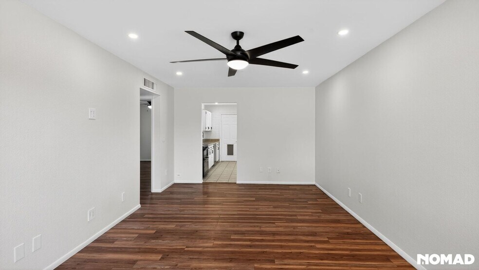 Building Photo - 1713 N Markdale