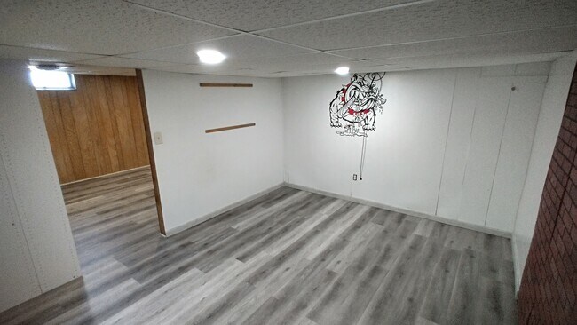 Building Photo - 1429 Casa Blanca Ln