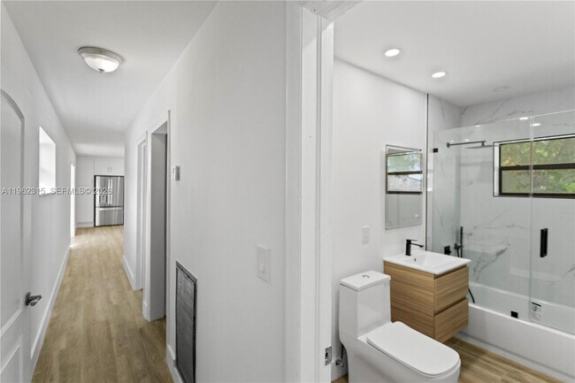 Building Photo - 6200 Fletcher St