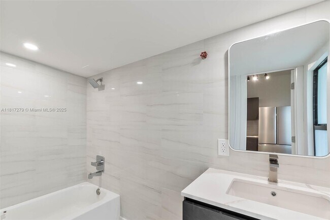 Building Photo - 25 NW 78th St