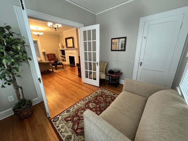 Building Photo - 1313 N Gadsden St