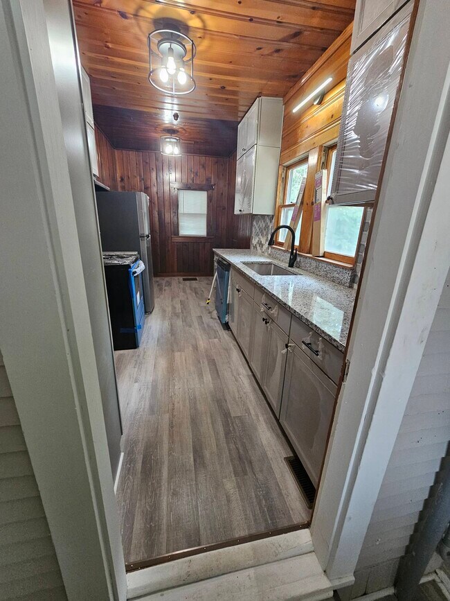 Building Photo - 1506 Greenwood