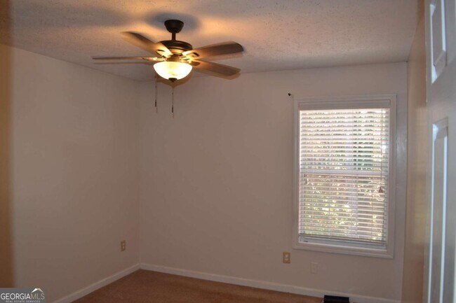 Building Photo - 2849 Arendel Dr