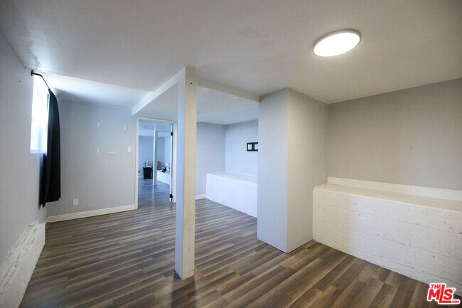 Building Photo - 1416 Helen Dr