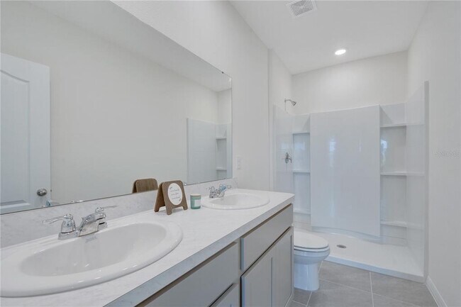 Building Photo - 2266 Tay Wes Dr