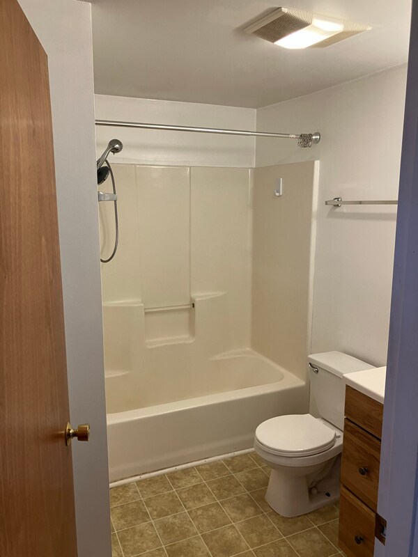 Building Photo - 510-512 S Main St