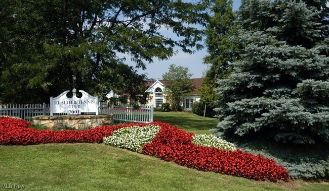 Building Photo - 6667 Hidden Lake Trail