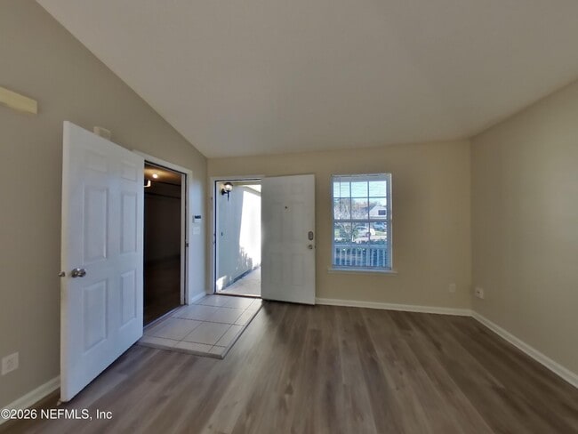 Building Photo - 4196 Jillian Dr