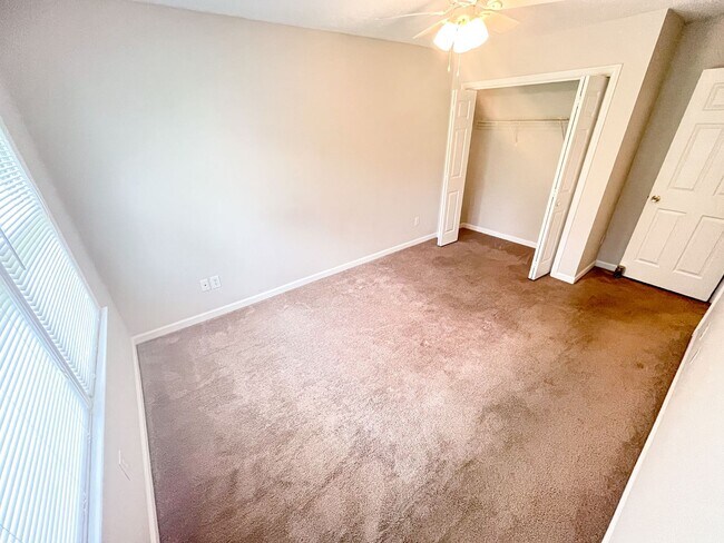 Building Photo - 3 bedroom, 2 bathroom ranch style home in Greensboro, NC