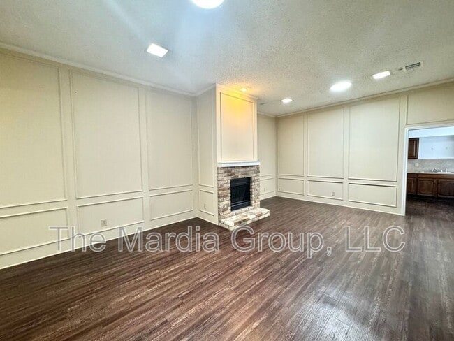 Building Photo - 13217 Fall Manor Dr