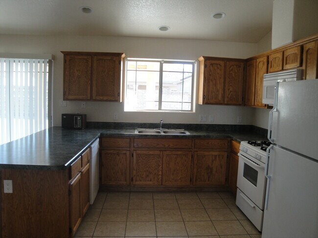 Building Photo - VILLA CHAPARRAL