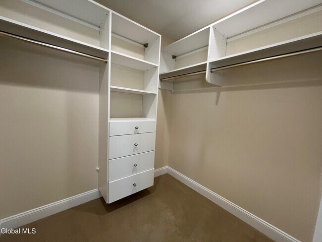 Building Photo - 60 Weibel Ave