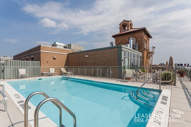 Building Photo - 2425 L St NW