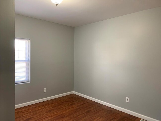 Bedroom 2 - 1610 Maple St.