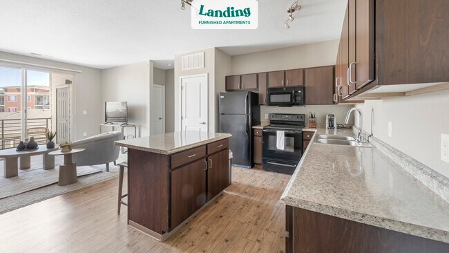 Building Photo - 550 Viridian Dr